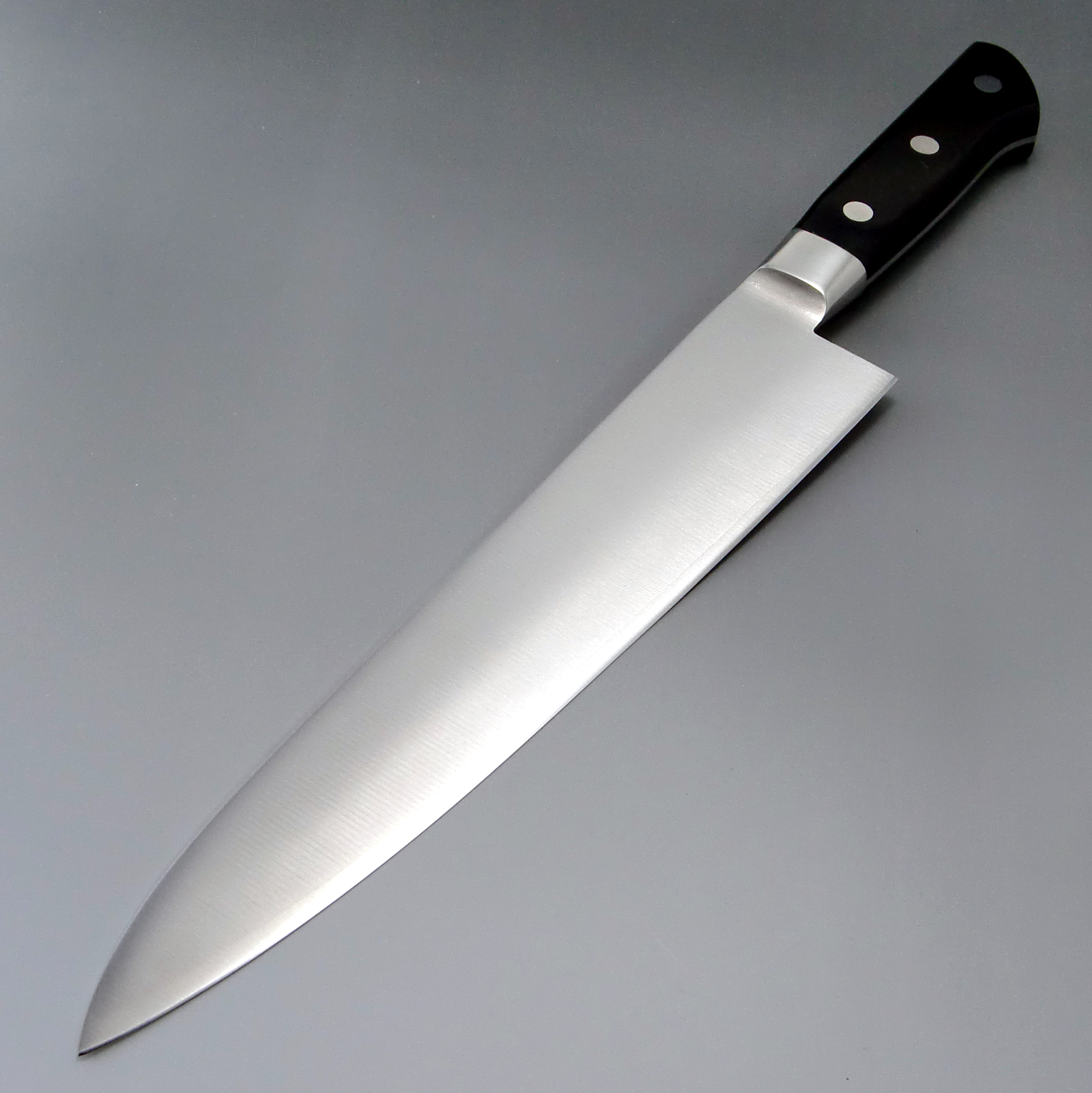 Tojiro DP Cobalt Alloy 3 Layers Chef Knife(Gyuto) 270mm from JAPAN